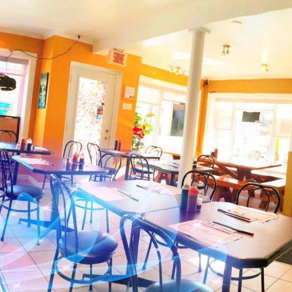 Bistro Pho, Le
