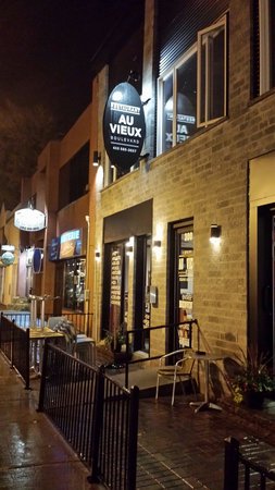 Vieux Boulevard, Au